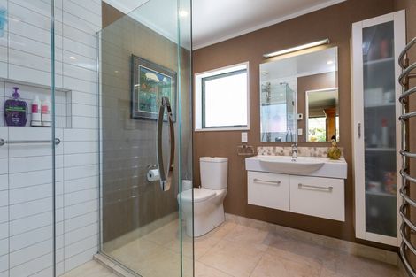 Photo of property in 37 Aston Road, Waikanae, 5391