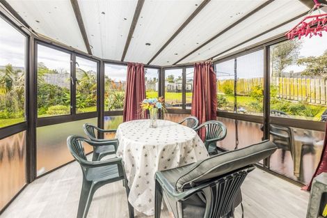 Photo of property in 1 Short Street, Manurewa East, Auckland, 2102