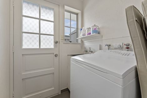 Photo of property in 30 Kent Street, Levin, 5510