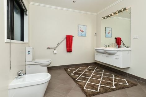 Photo of property in 5 De La Mare Drive, Leamington, Cambridge, 3432