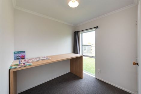 Photo of property in 60 Newton Place, Westbrook, Palmerston North, 4412