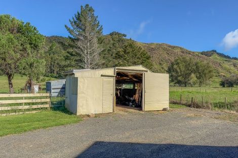 Photo of property in 141 Neavesville Road, Puriri, Thames, 3578