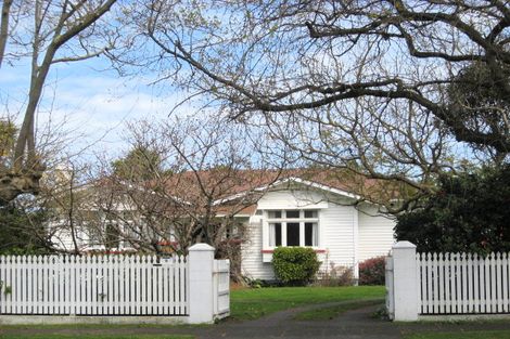 Photo of property in 9 Caius Avenue, Gonville, Whanganui, 4501