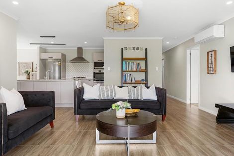 Photo of property in 42 Double Bay Road, Pyes Pa, Tauranga, 3112