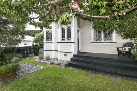 Photo of property in 37 Herald Street, Berhampore, Wellington, 6023
