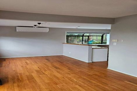 Photo of property in 10/15 Roseberry Avenue, Birkenhead, Auckland, 0626