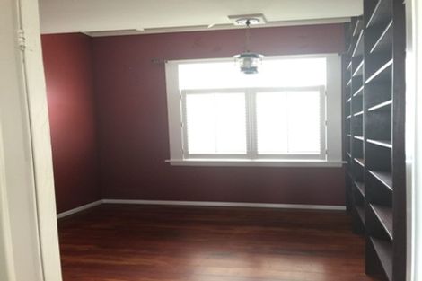 Photo of property in 15 Kerr Street, Devonport, Auckland, 0624