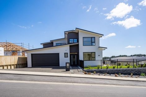 Photo of property in 22 Waitaria Terrace, Aotea, Porirua, 5024