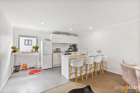 Photo of property in 9/46 Carlos Drive, Flat Bush, Auckland, 2016
