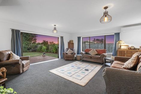 Photo of property in 33 Woodleigh Place, Ohauiti, Tauranga, 3112