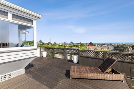 Photo of property in 50 Calvert Road, Lynmouth, New Plymouth, 4310