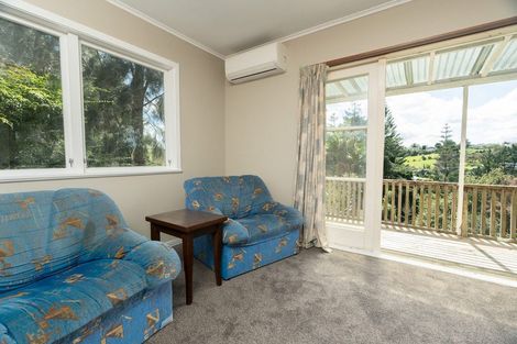 Photo of property in 53 Ogle Crescent, Te Kamo, Whangarei, 0112