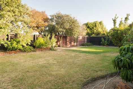 Photo of property in 26 Rembrandt Place, Burnside, Christchurch, 8053