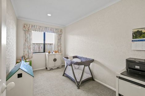 Photo of property in 2 Sanders Avenue, Westown, New Plymouth, 4310