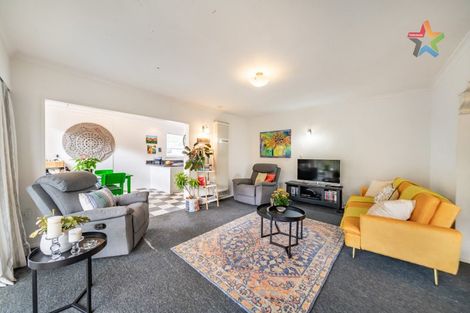 Photo of property in 94 Horoeka Street, Stokes Valley, Lower Hutt, 5019