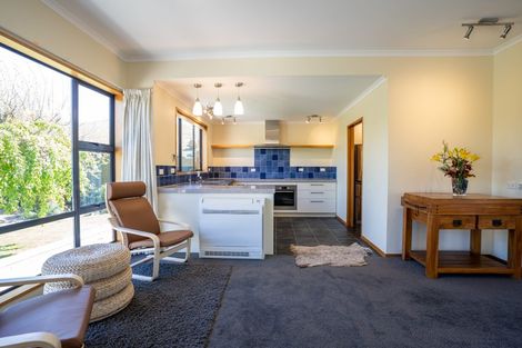 Photo of property in 4 Pisa Moorings Road, Mount Pisa, Cromwell, 9383