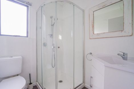 Photo of property in 4 Country Club Lane, Waiuku, 2123