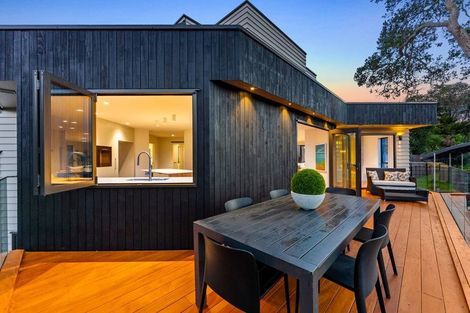 Photo of property in 1a Prestige Place, Castor Bay, Auckland, 0620