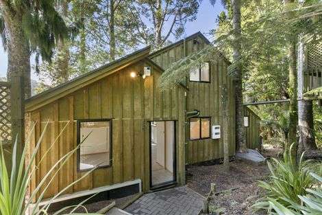 Photo of property in 16 Tainui Road, Titirangi, Auckland, 0604