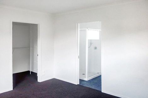 Photo of property in 8 Loeb Place, Rolleston, 7614