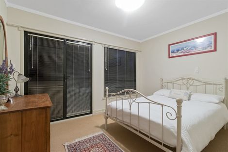 Photo of property in 2/45 Prospect Terrace, Milford, Auckland, 0620