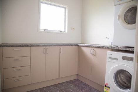 Photo of property in 194a Queen Street, Northcote Point, Auckland, 0627