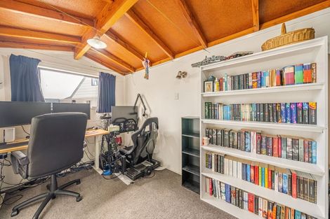 Photo of property in 7 Bobstay Lane, Whitby, Porirua, 5024