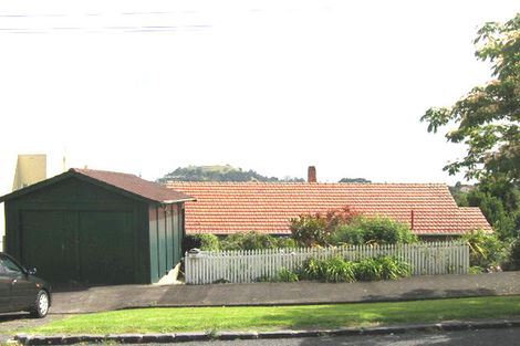 Photo of property in 24 Rahiri Road, Mount Eden, Auckland, 1024