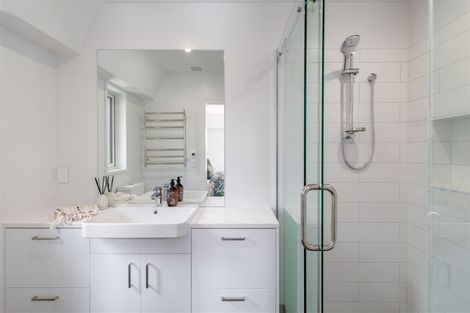 Photo of property in 89 Holly Road, St Albans, Christchurch, 8014