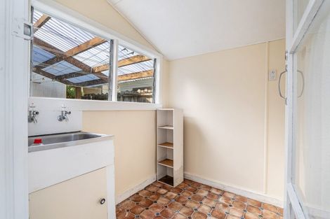 Photo of property in 1/137 Centreway Road, Orewa, 0931