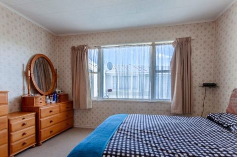 Photo of property in 37 Bristol Street, Tamatea, Napier, 4112