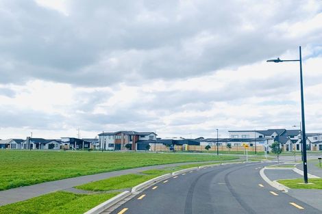 Photo of property in 61 Clarks Beach Road, Clarks Beach, 2122