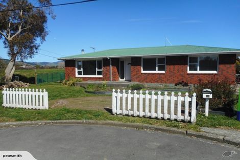Photo of property in 24 Titoki Road, Raumati Beach, Paraparaumu, 5032