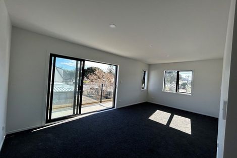 Photo of property in 6d Grays Road, Plimmerton, Porirua, 5026