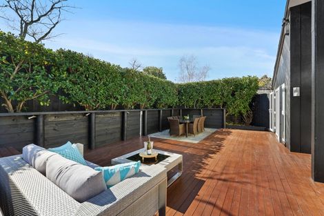 Photo of property in 11 Micawber Place, Mellons Bay, Auckland, 2014