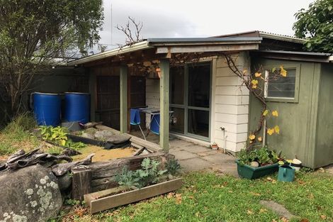 Photo of property in 63 Gemstone Drive, Birchville, Upper Hutt, 5018