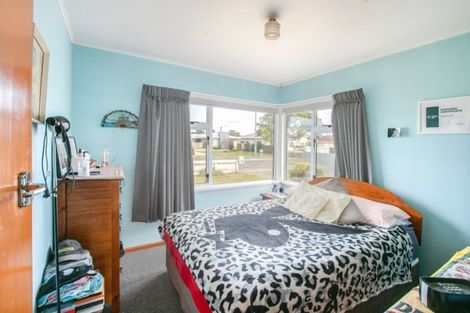 Photo of property in 4 Wycliffe Street, Onekawa, Napier, 4110