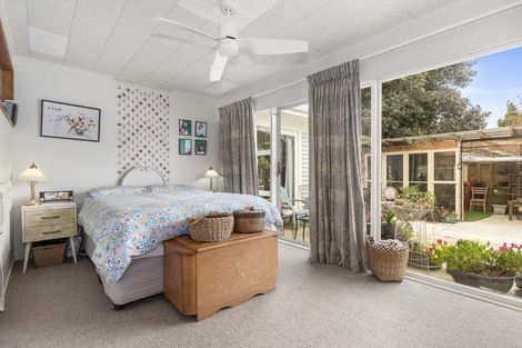 Photo of property in 86 West View Crescent, Onerahi, Whangarei, 0110