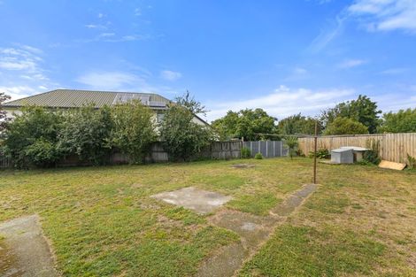 Photo of property in 12 Mattingley Street, Aranui, Christchurch, 8061