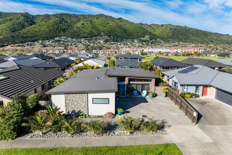 Photo of property in 80 Waipunahau Road, Waikanae, 5036