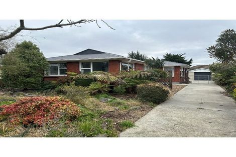 Photo of property in 90 Frensham Crescent, Woolston, Christchurch, 8062