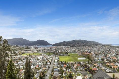 Photo of property in 77 Easther Crescent, Kew, Dunedin, 9012