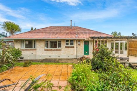 Photo of property in 11 Ingleton Terrace, Fairfield, Hamilton, 3214