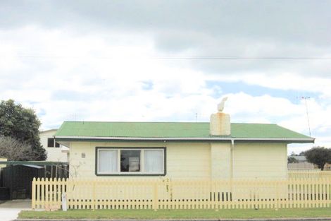 Photo of property in 208 Achilles Avenue, Whangamata, 3620