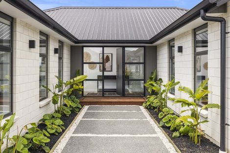 Photo of property in 9 Kahawai Place, Omokoroa, 3114