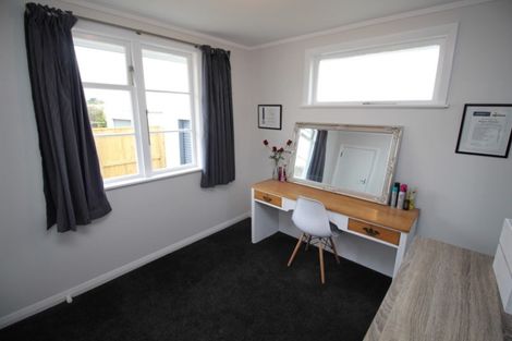 Photo of property in 44 Holland Crescent, Bulls, 4818