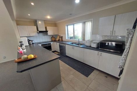 Photo of property in 10 Mcmahon Drive, Aidanfield, Christchurch, 8025