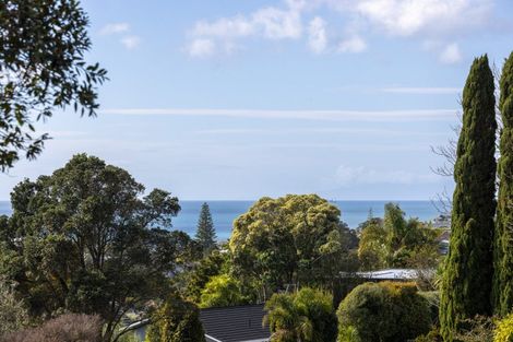 Photo of property in 2/12 Surville Place, Mairangi Bay, Auckland, 0630