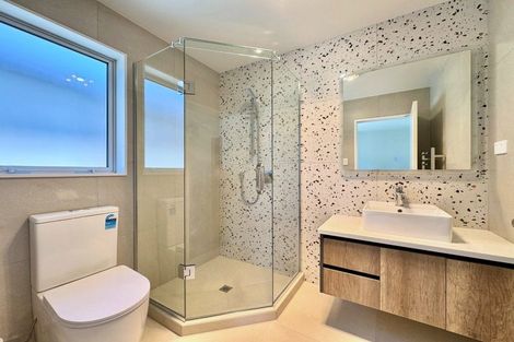 Photo of property in 118 Pigeon Mountain Road, Half Moon Bay, Auckland, 2012