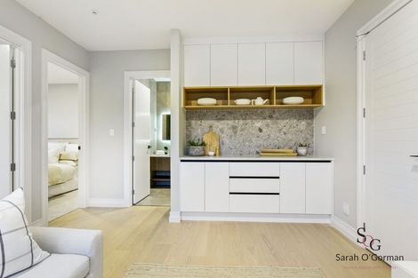 Photo of property in 65 Rathmullen Place, Pinehill, Auckland, 0632